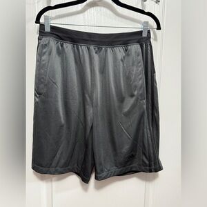 Addias Shorts Mens M Dark Gray Aero Ready Gym Track Basketball Athletic EUC 9”